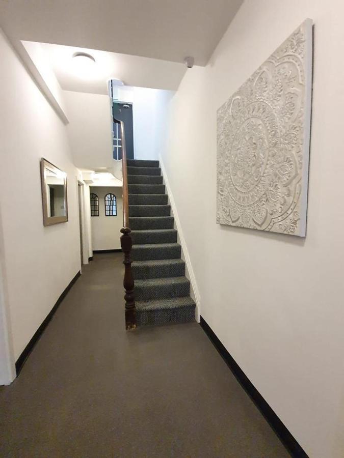 Hotel Alexandra *