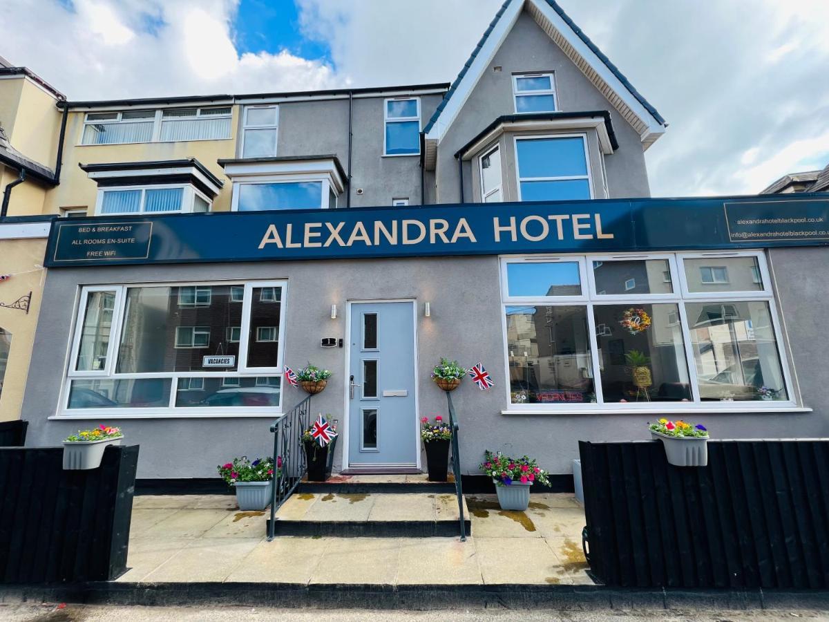Alexandra Hotel *